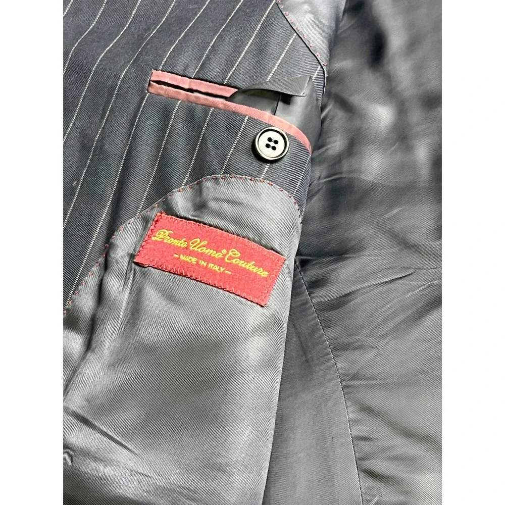 Pronto Uomo Couture command attention